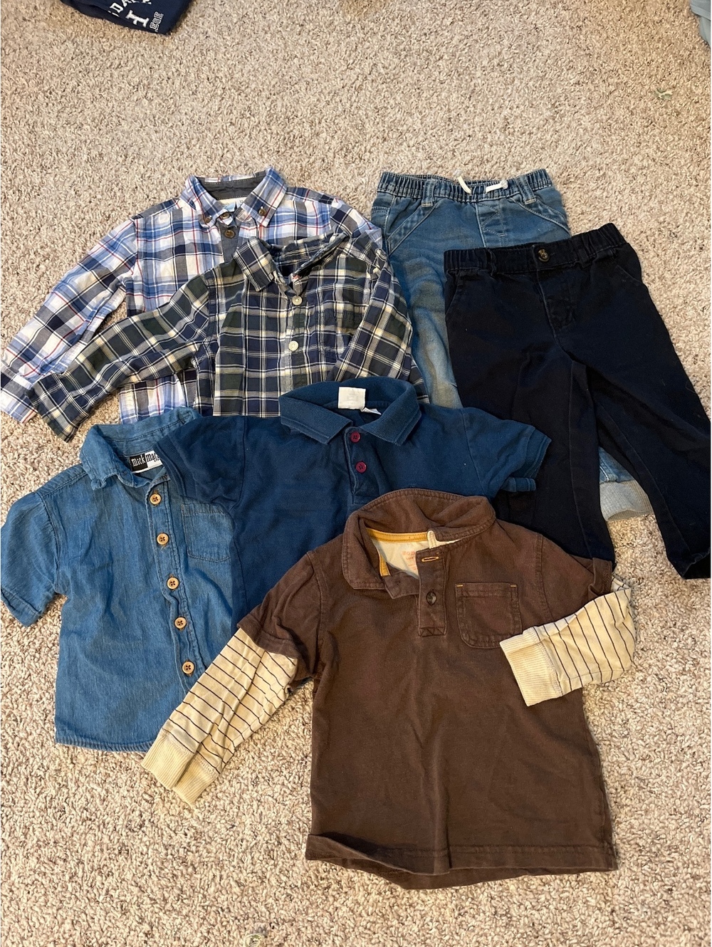 Toddler Boys 18M Fall Capsule Clothes Bundle - 5 Shirts & 2 Pants